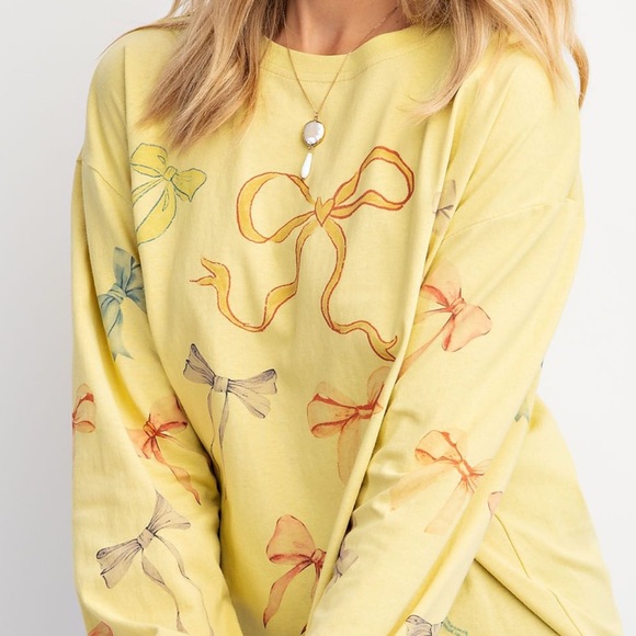 Easel Pear Yellow Bow Print Knit Terry Top Sweatshirt like structure - Picture 3 of 5